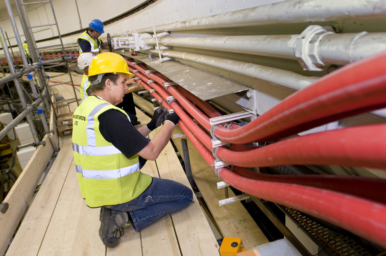 Power cables for the magnet power supplies 