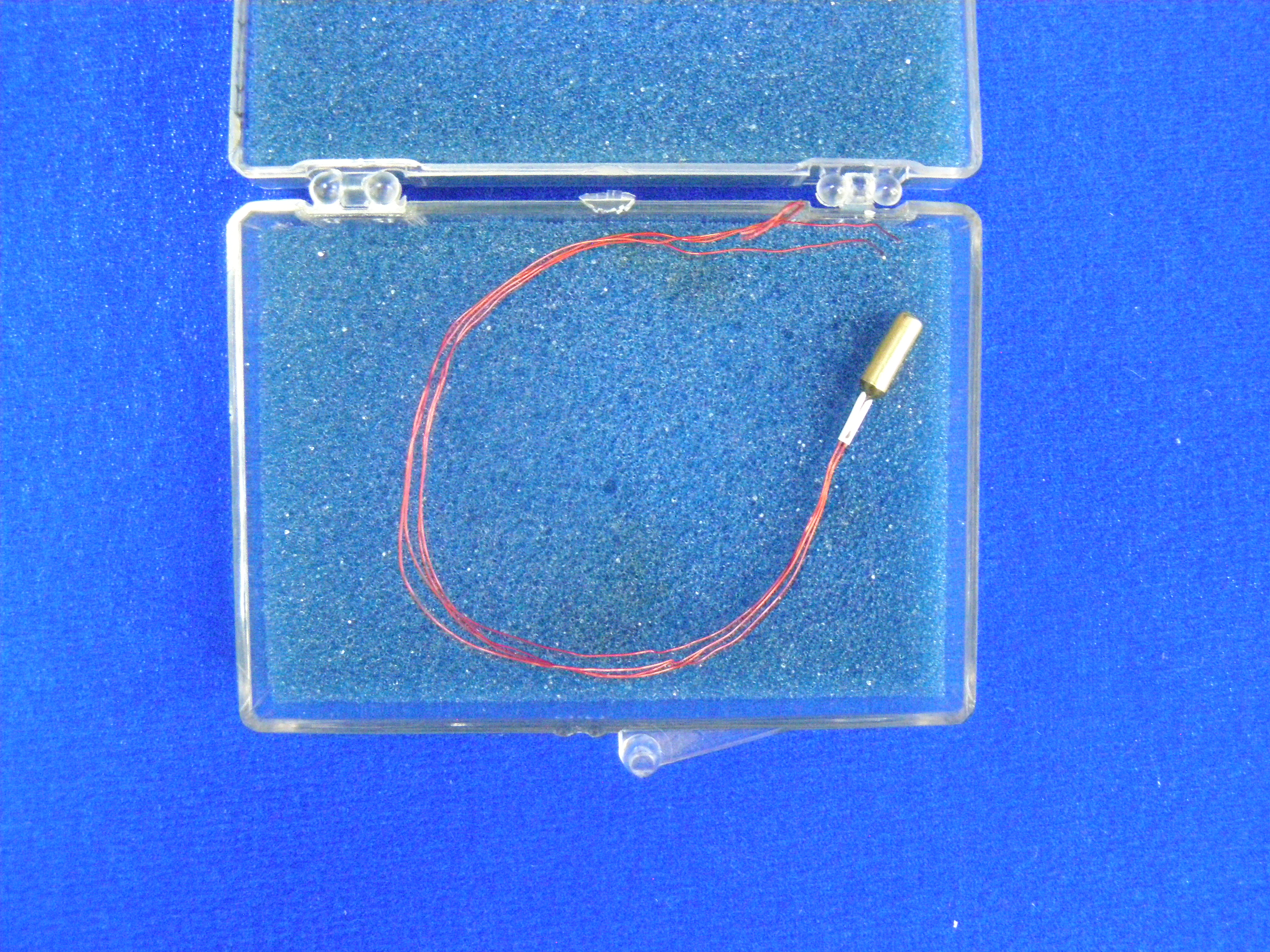 Cernox Sensor.JPG